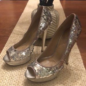 Silver sequin Aldo size 37 heels